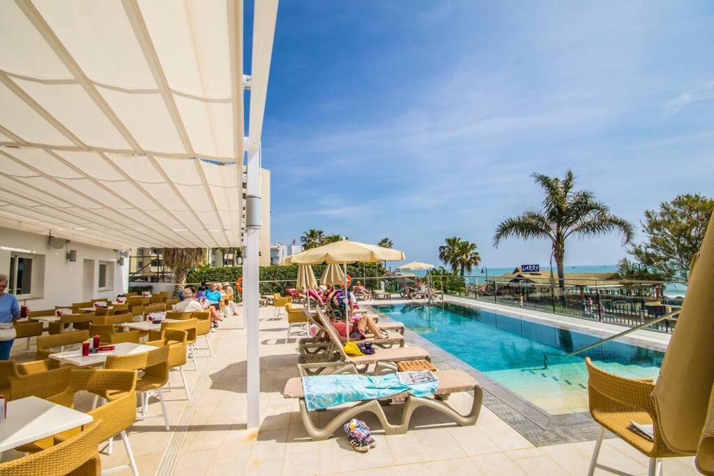 Ocean House 1713 By Ivi Real Estate Apartment Torremolinos Exterior photo